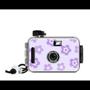 REUSABLE 35MM FILM CAMERA- DAISY